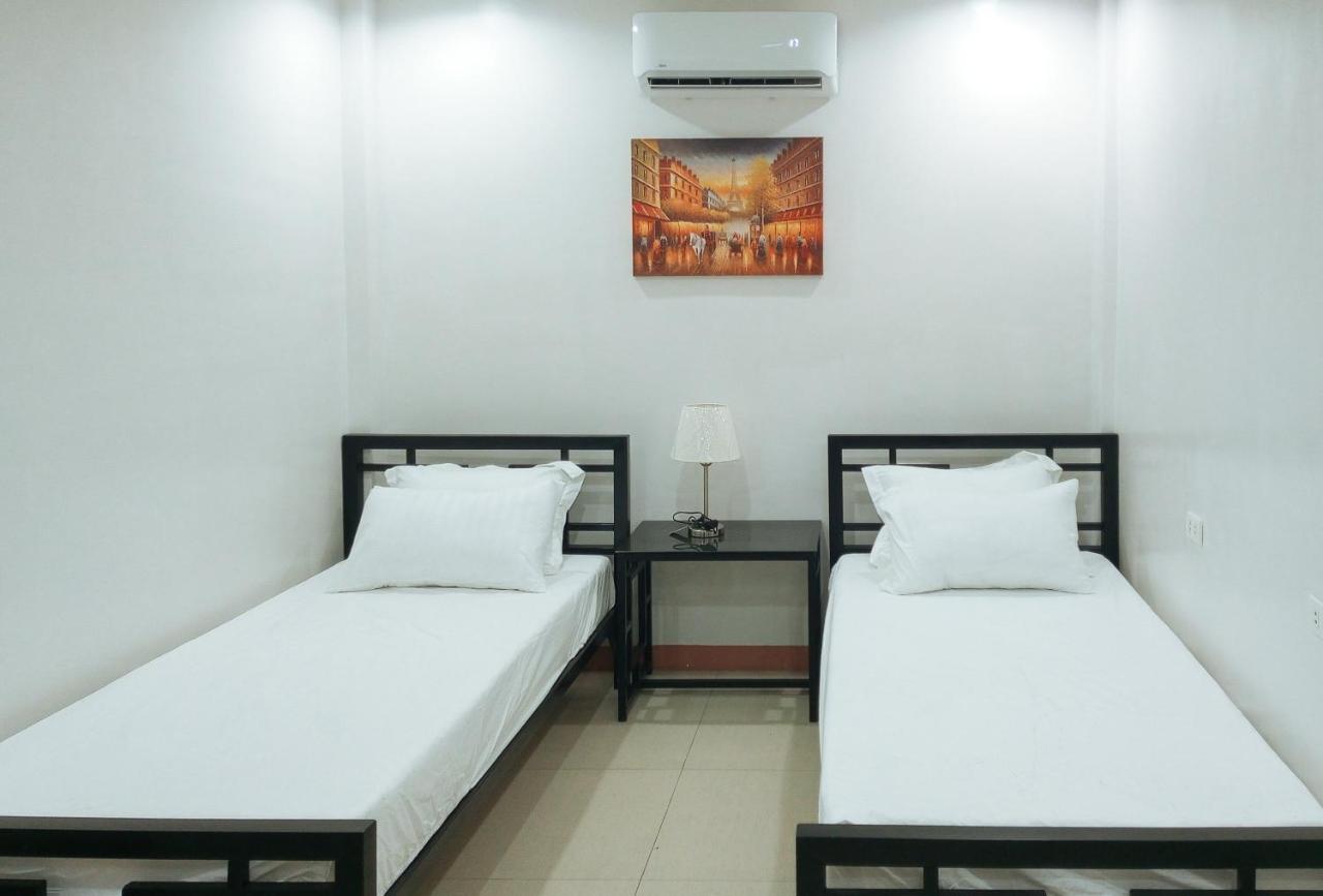 Kris And Frans Inn Davao Экстерьер фото